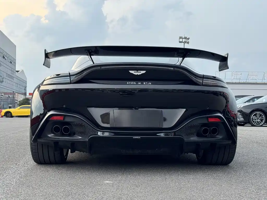 V8 Vantage 2020 4.0T V8 Coupe купить на сайте DeffCars
