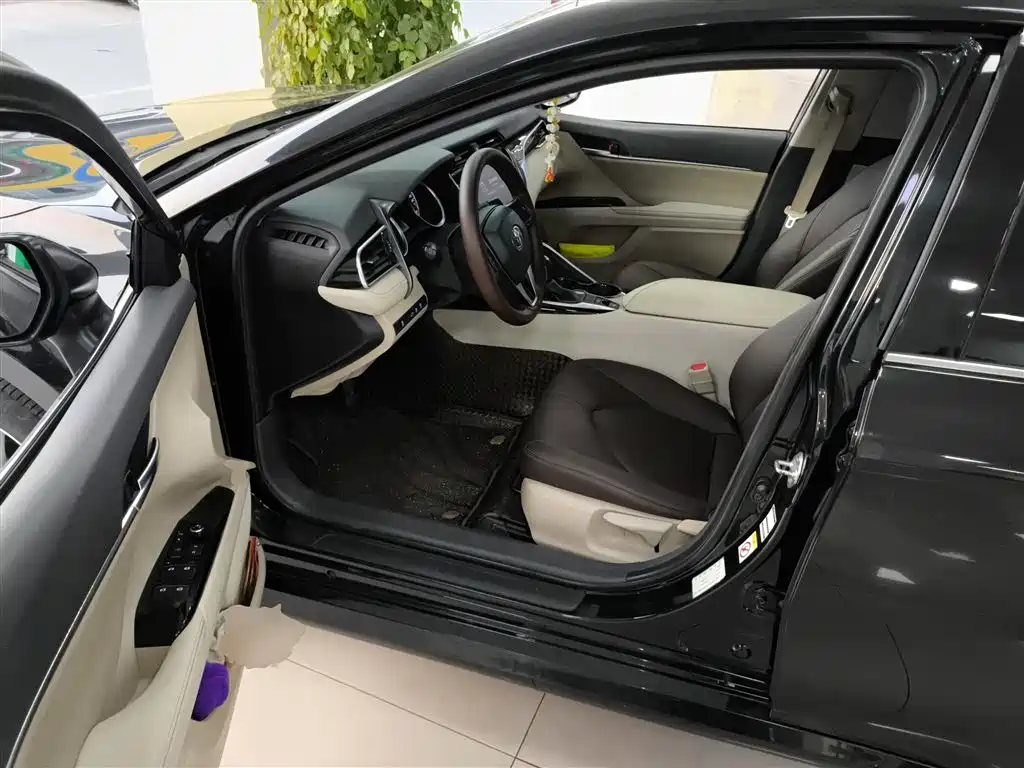 Camry 2018 2.0E Elite Edition купить на сайте DeffCars