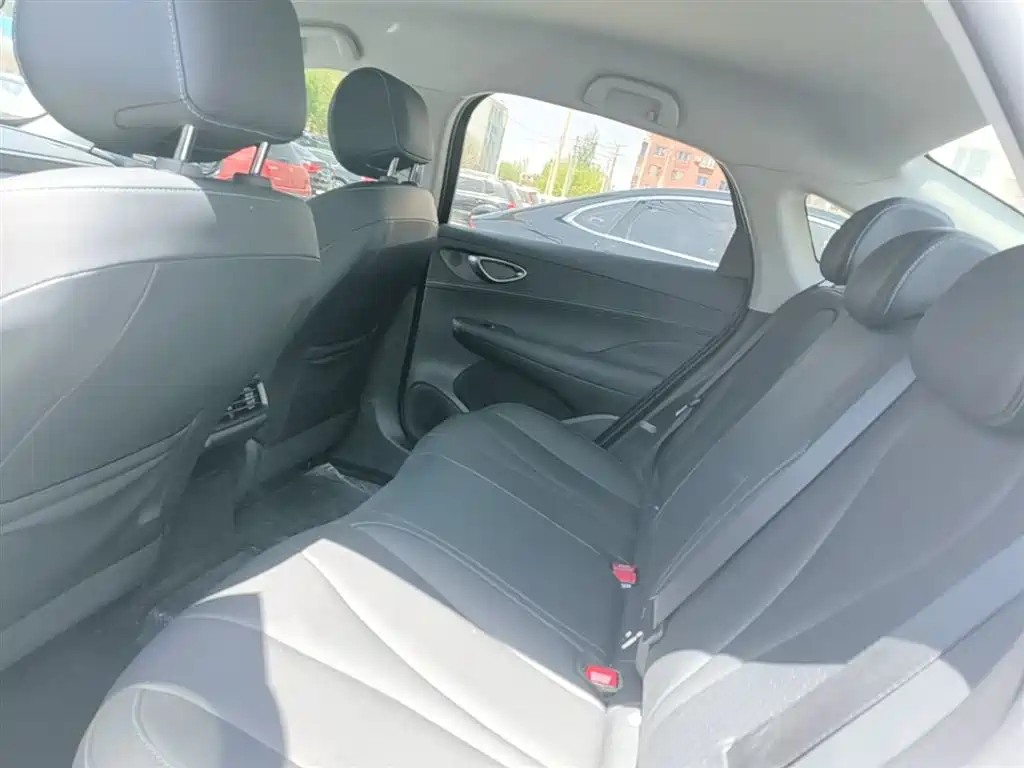 Seal 05 DM-i 2025 DM-i smart driving version 55KM luxury model купить на сайте DeffCars