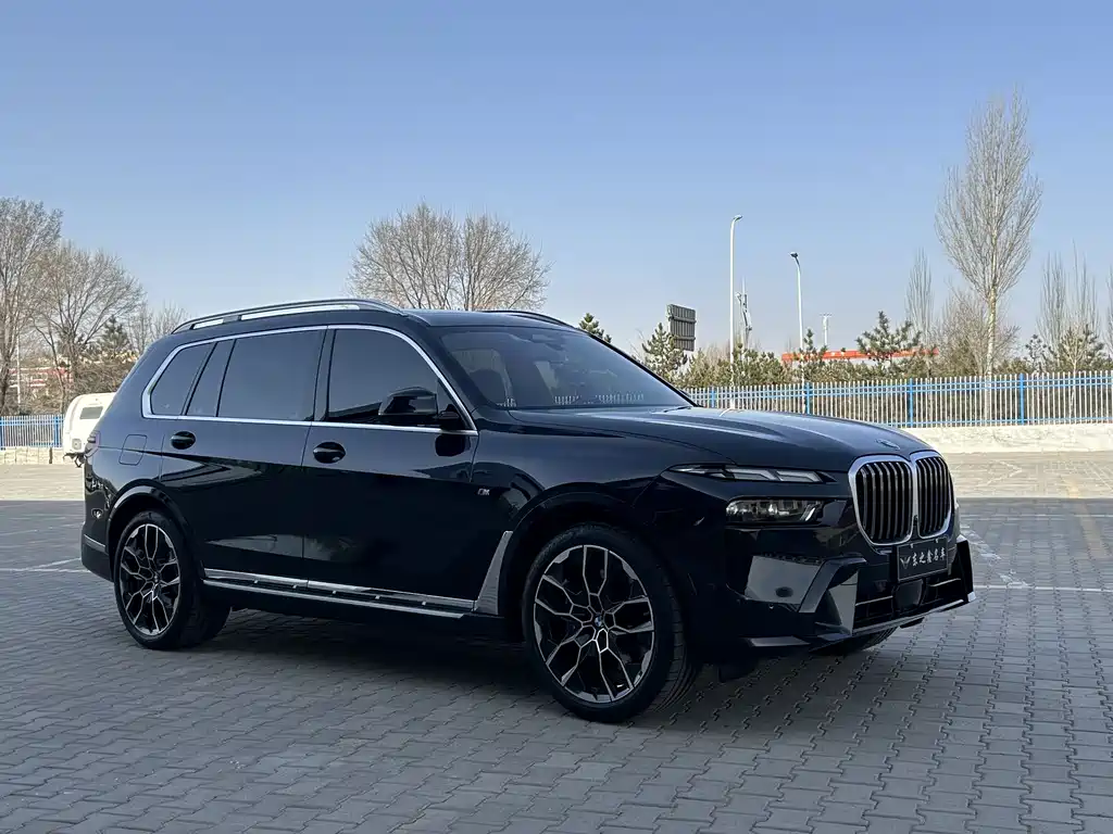 BMW X7 2023 xDrive40i Exclusive M Sports Package купить на сайте DeffCars