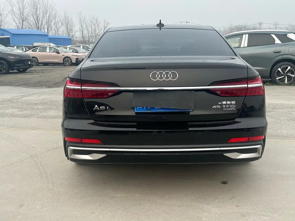 Audi A6L 2024 45 TFSI quattro exclusive dynamic model купить на сайте DeffCars