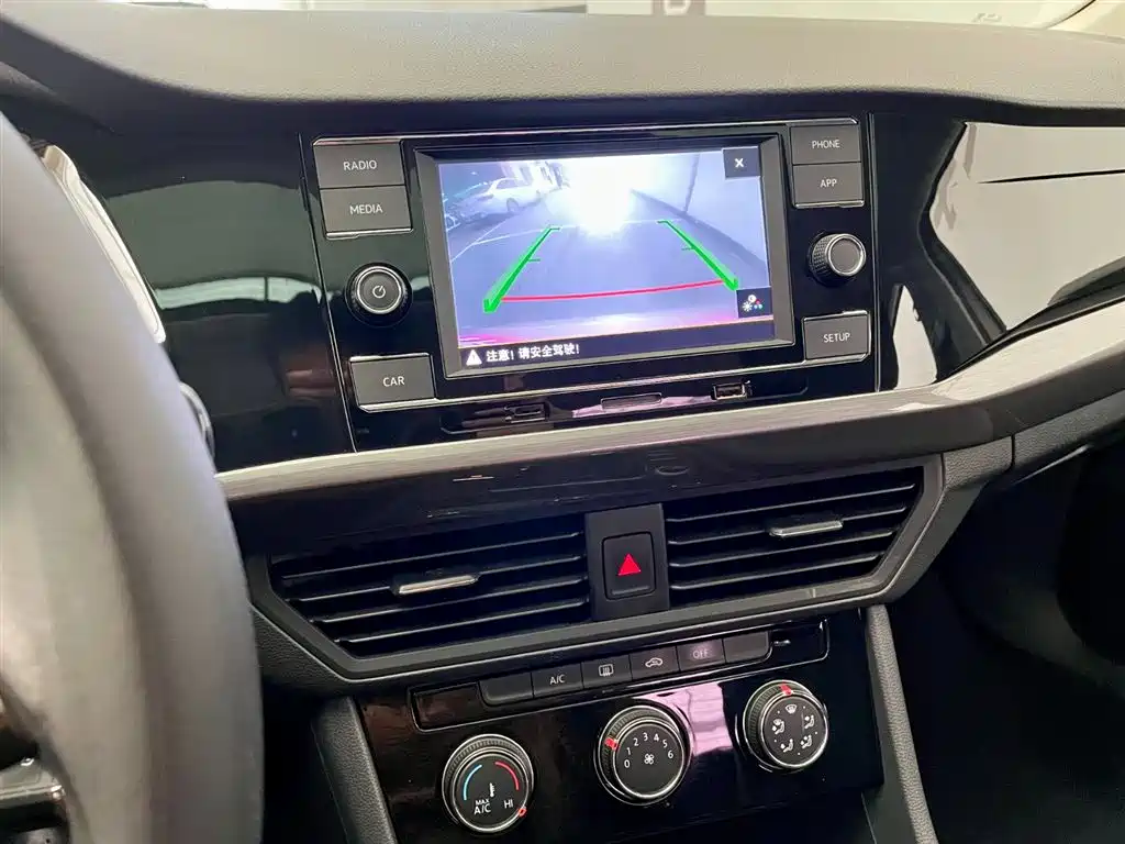 Bora 2019 facelift 1.5L automatic comfort model National VI купить на сайте DeffCars