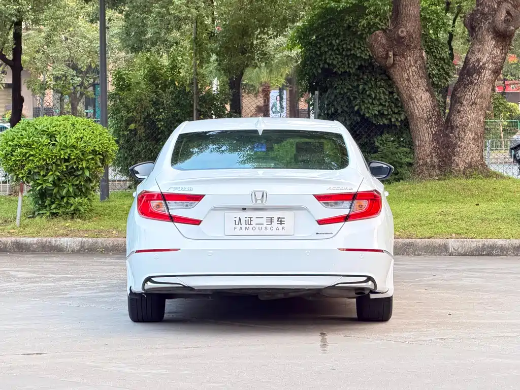 Accord 2018 Sharp·Hybrid 2.0L Sharp Collar Edition National V купить на сайте DeffCars