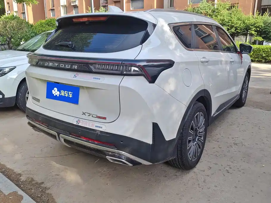 Jietu X70 PLUS 2025 Champion Edition 1.5T DCT Champion MAX+ 5 seats купить на сайте DeffCars