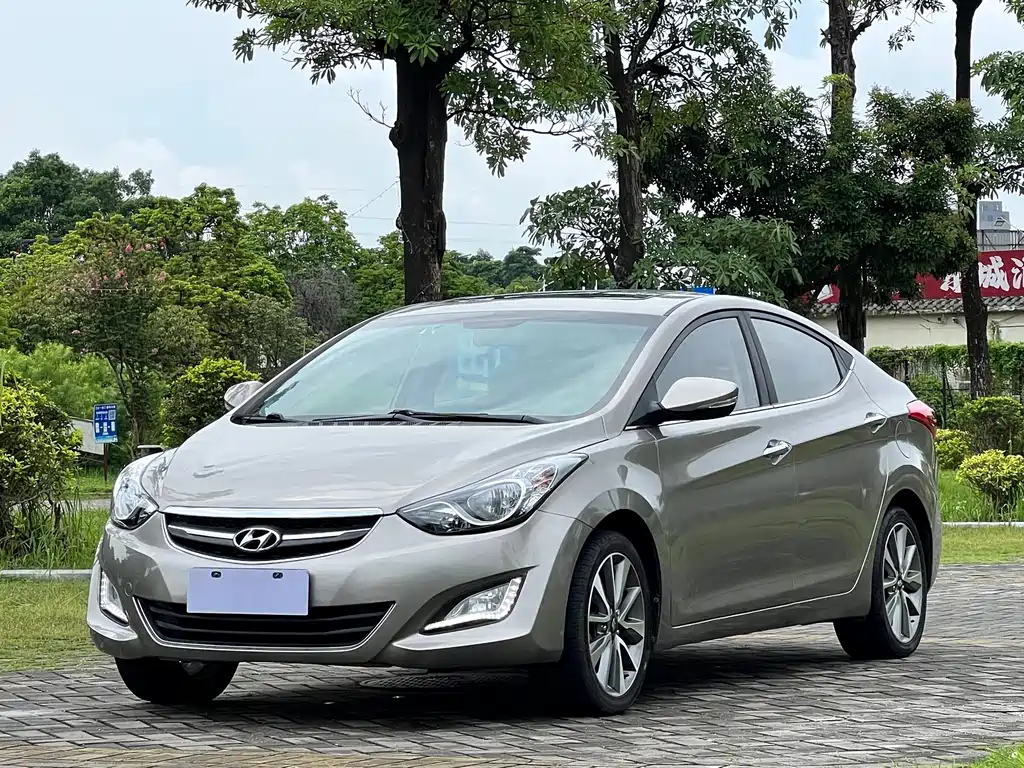 Elantra 2016 1.6L automatic premium model купить на сайте DeffCars