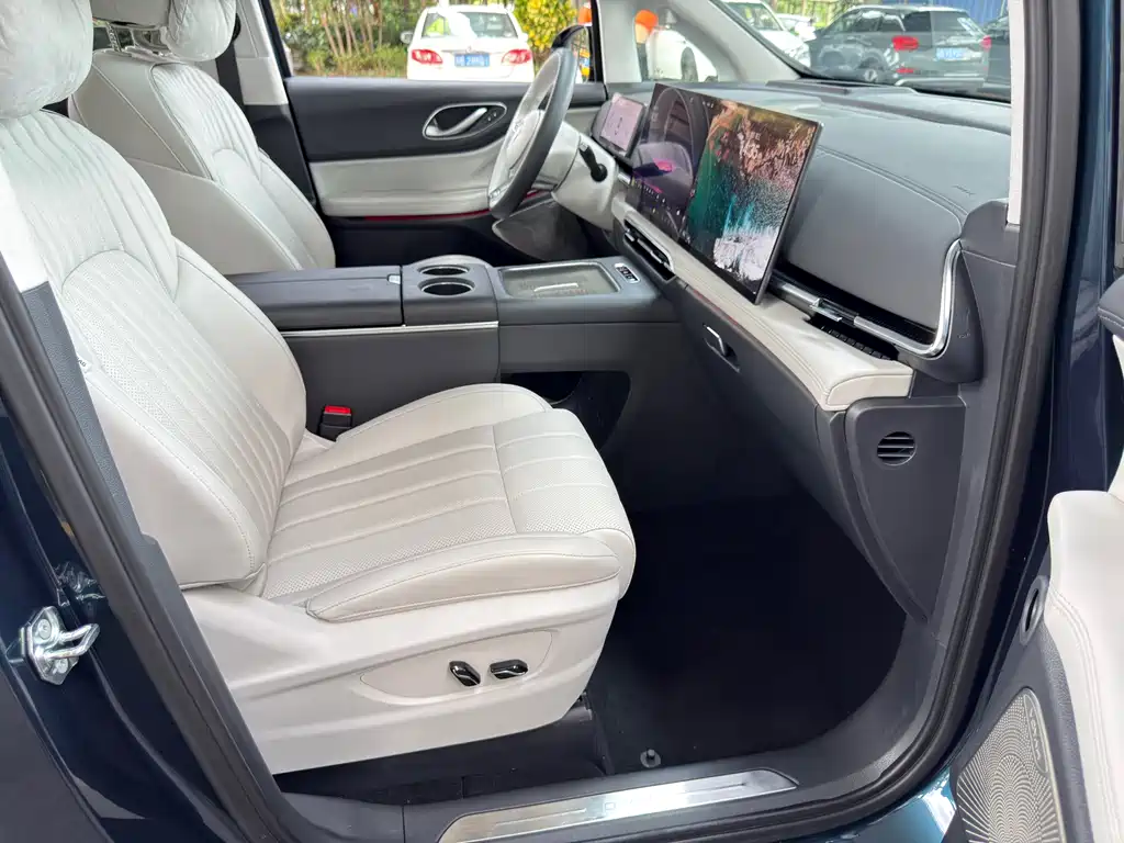 Lantu Dreamer 2025 PHEV four-wheel drive flagship Kunpeng version купить на сайте DeffCars