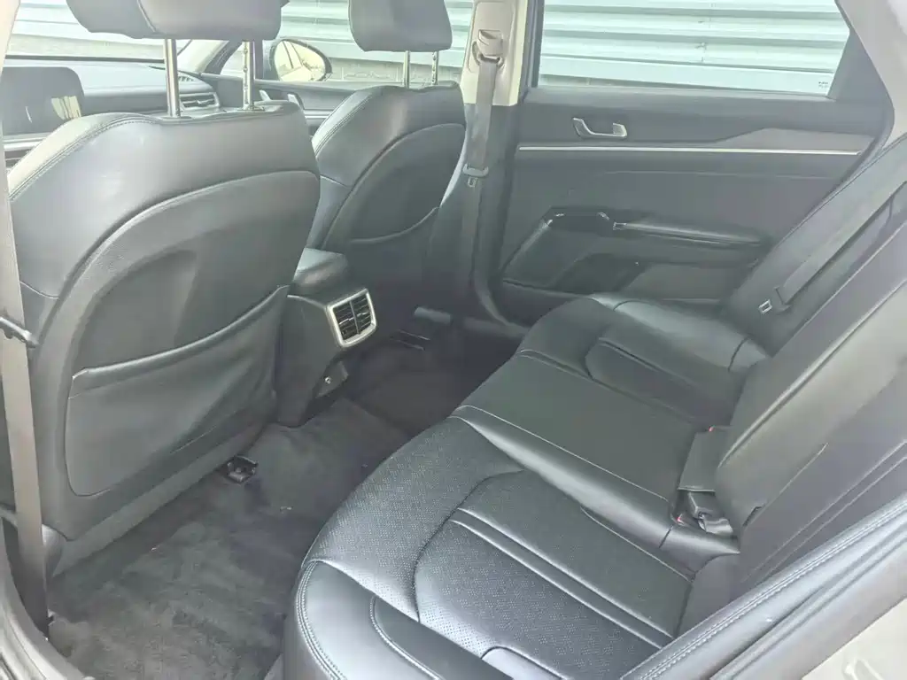Kia K5 2021 270T CVVD refreshed version купить на сайте DeffCars