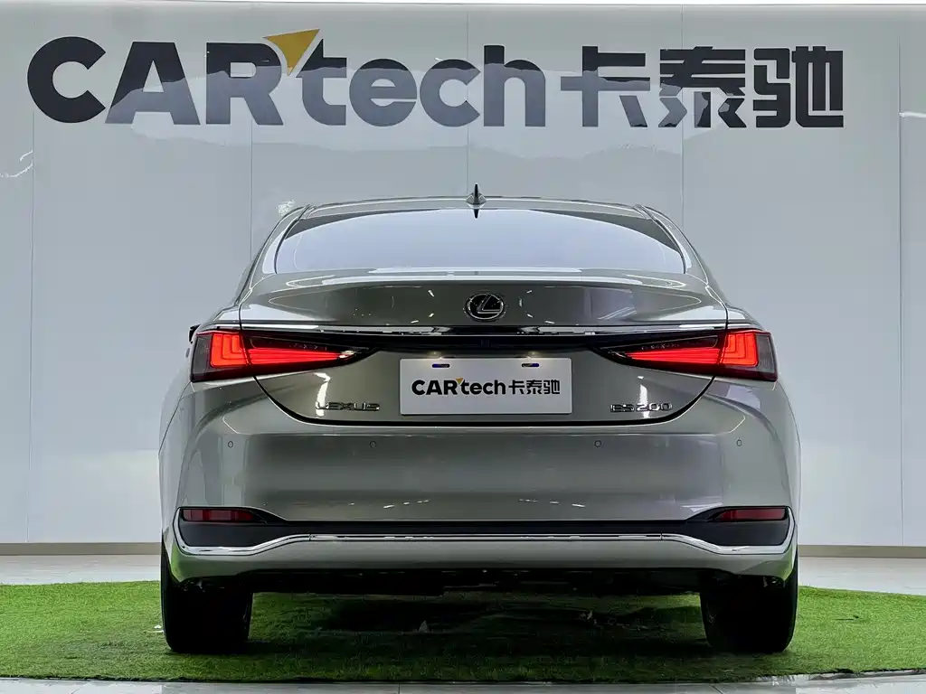 Lexus ES 2020 200 Excellence Edition купить на сайте DeffCars