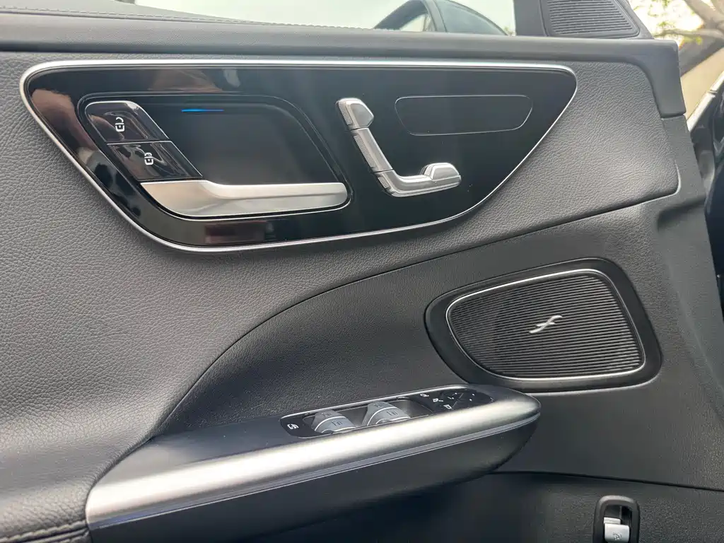 Mercedes-Benz C-Class 2023 C 260 L Sports Edition купить на сайте DeffCars