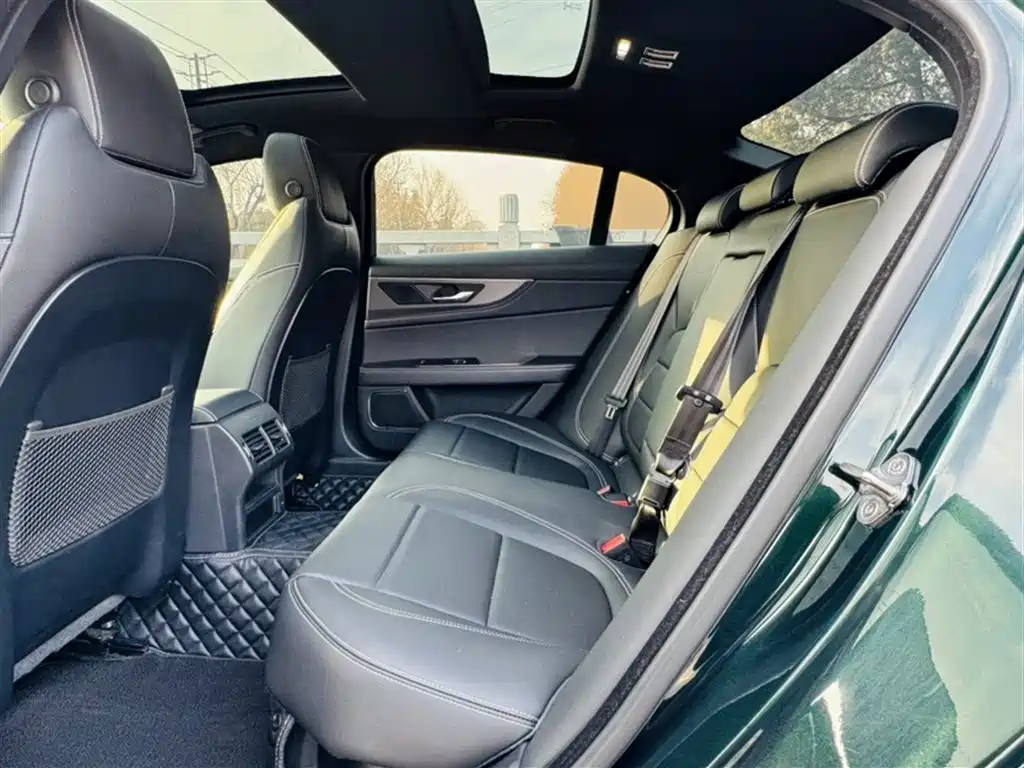 Jaguar XEL 2023 2.0T 250PS R-DYNAMIC S Advanced Sports Edition купить на сайте DeffCars