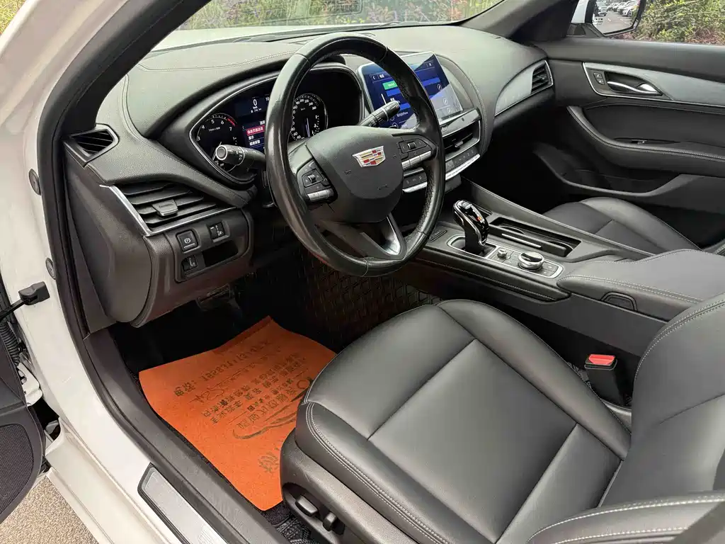 Cadillac CT5 2020 28T Fashion Model купить на сайте DeffCars