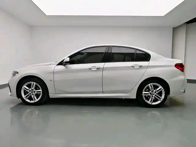 BMW 1 Series 2020 120i M Sports Package купить на сайте DeffCars