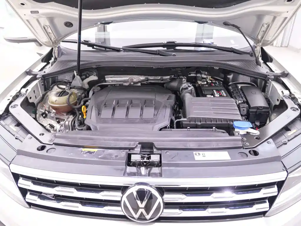 Tiguan L 2021 330TSI automatic two-wheel drive R-Line version купить на сайте DeffCars