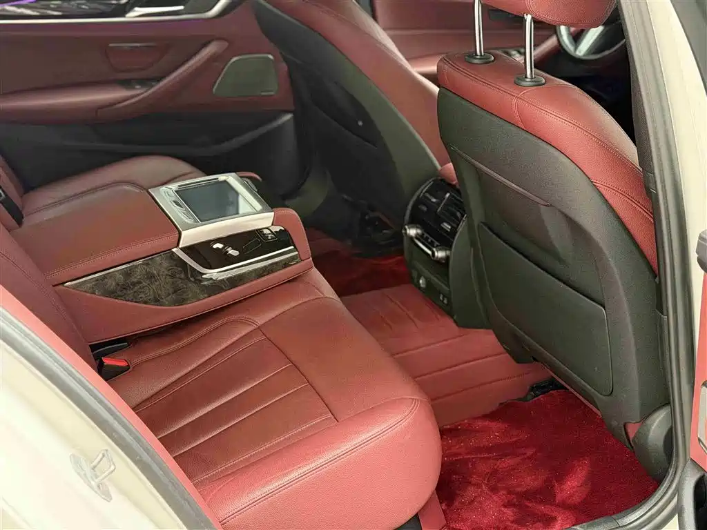 BMW 5 Series 2020 530Li Exclusive M Sports Package купить на сайте DeffCars