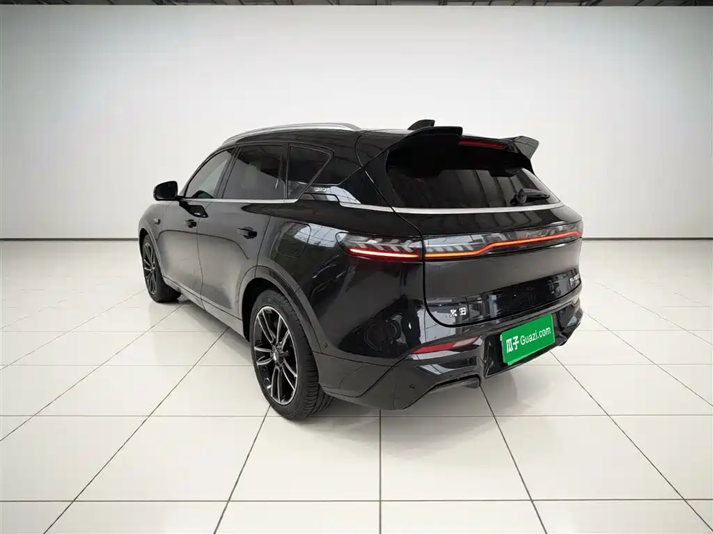 Lantu FREE 2024 ultra-long battery life smart driving version купить на сайте DeffCars
