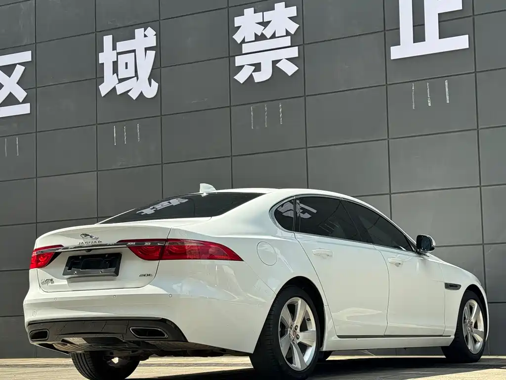 Jaguar XFL 2018 XFL 2.0T 200PS Elite Edition купить на сайте DeffCars