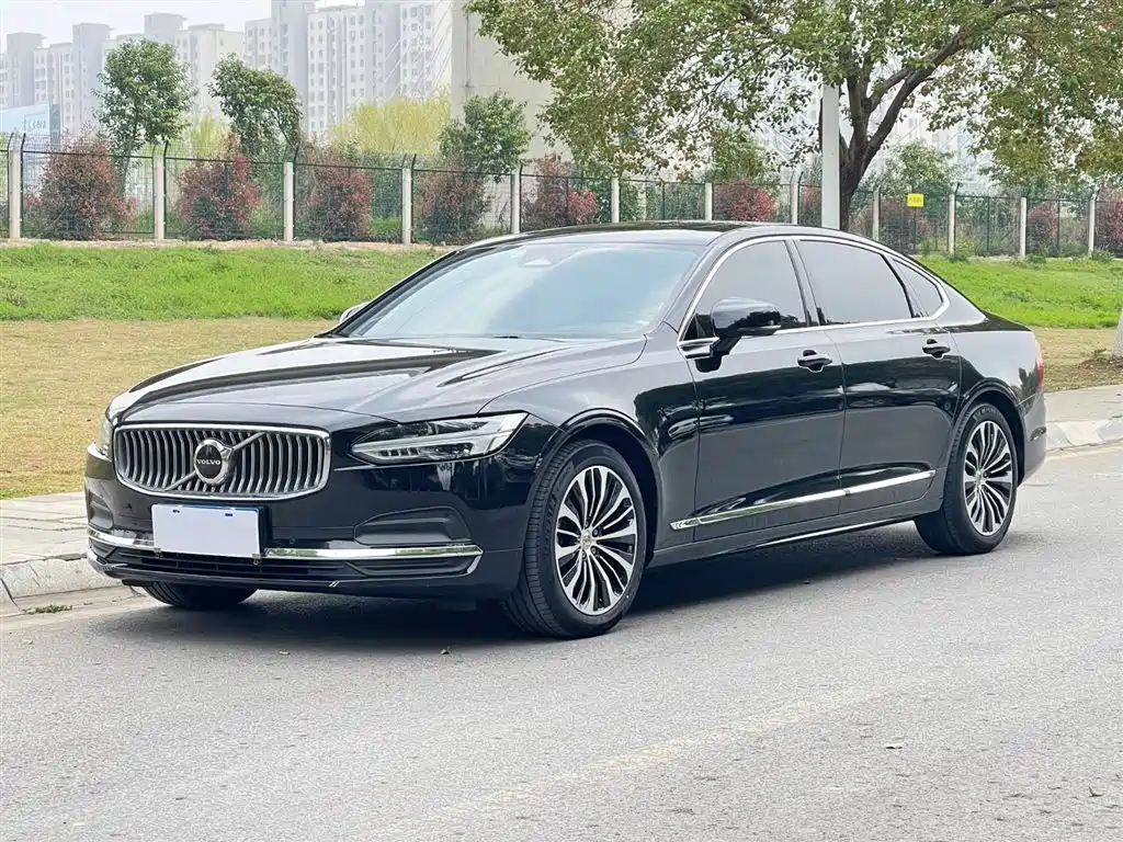 Volvo S90 2024 B5 Zhiyi Luxury Edition купить на сайте DeffCars