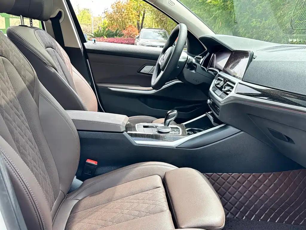 BMW 3 Series 2022 facelift 325Li M Sports Package купить на сайте DeffCars