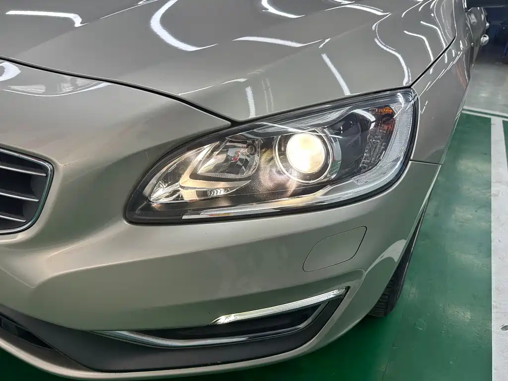 Volvo S60 2017 S60L T5 Smart Edition купить на сайте DeffCars