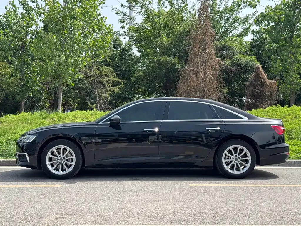 Audi A6L 2020 40 TFSI luxury and elegant model купить на сайте DeffCars
