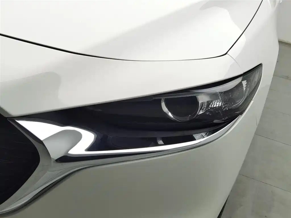 Mazda3 Angkesela 2021 2.0L automatic quality version купить на сайте DeffCars