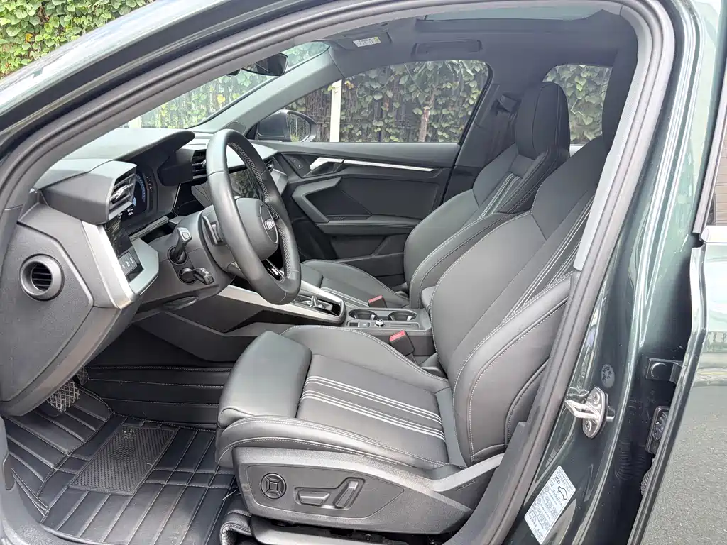 Audi A3 2024款 A3L Limousine 35 TFSI 时尚运动型 купить на сайте DeffCars