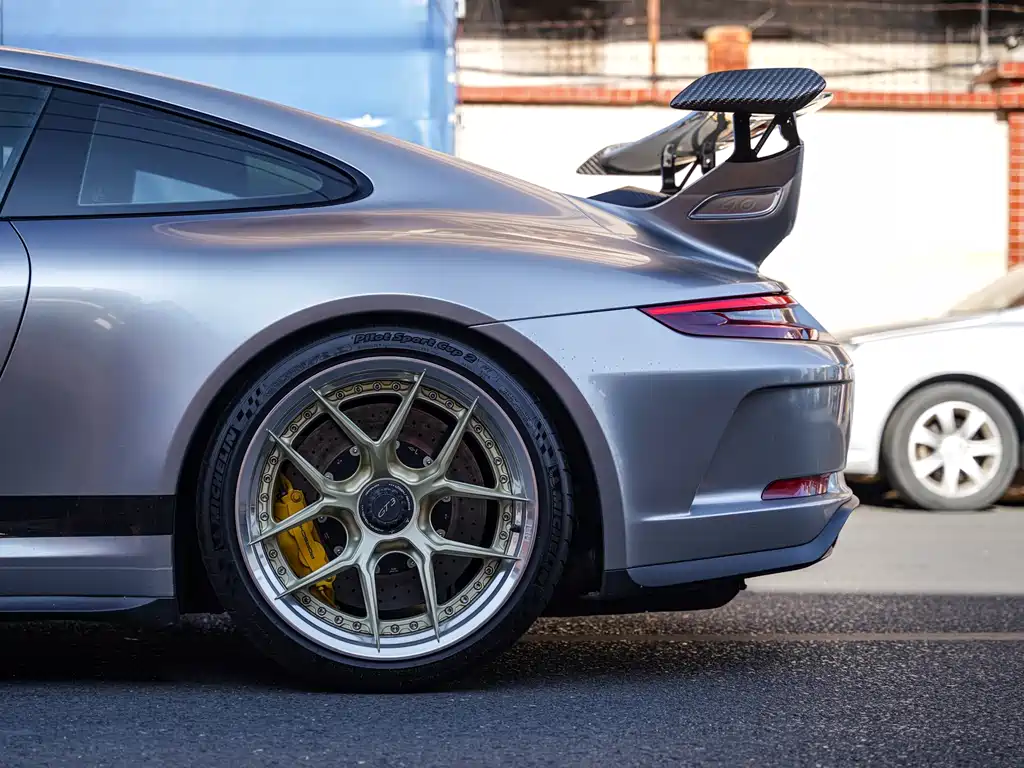 Porsche 911 2018 GT3 4.0L купить на сайте DeffCars