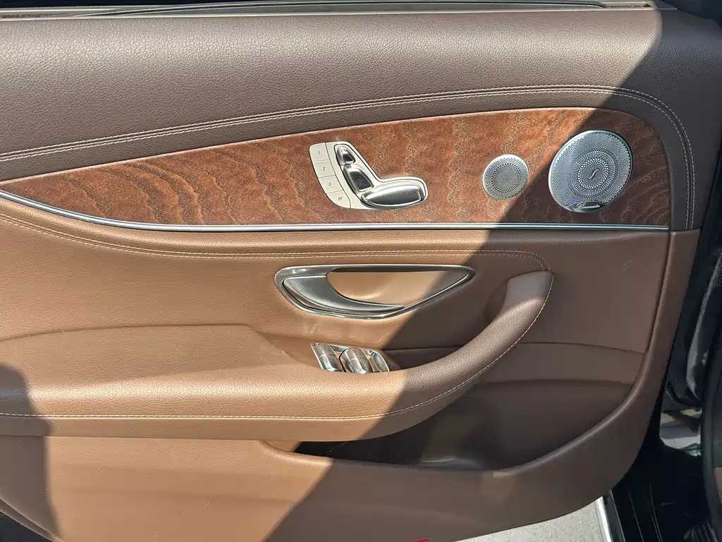 Mercedes-Benz E-Class 2020 E 300 L Luxury Model купить на сайте DeffCars