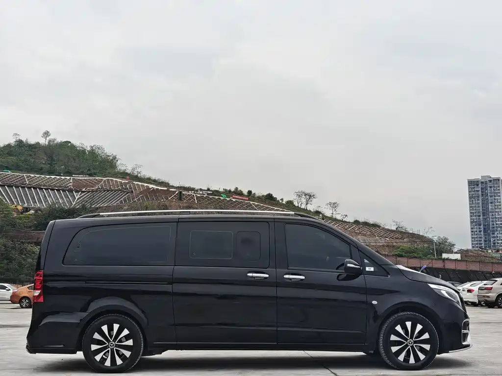 Vito 2021 2.0T Business Edition 7 seats купить на сайте DeffCars