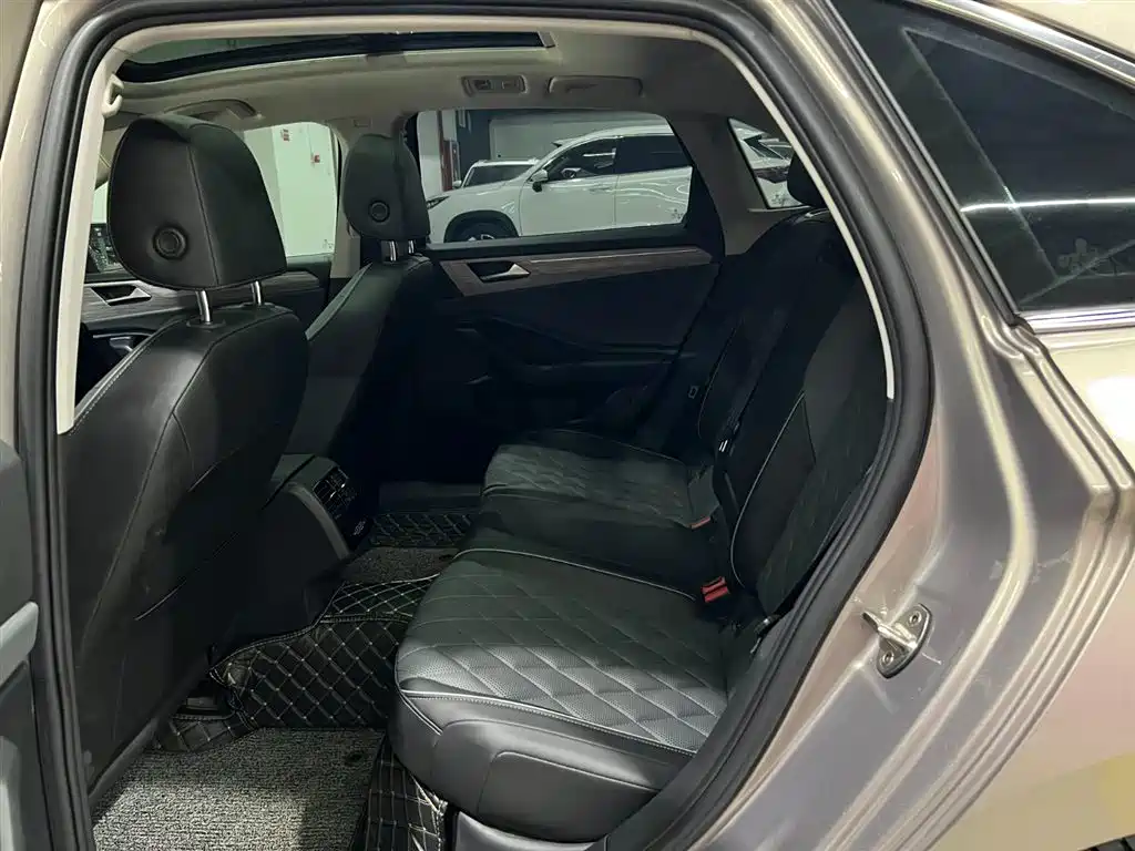 Sagitar 2023 280TSI DSG surpasses Lite version купить на сайте DeffCars