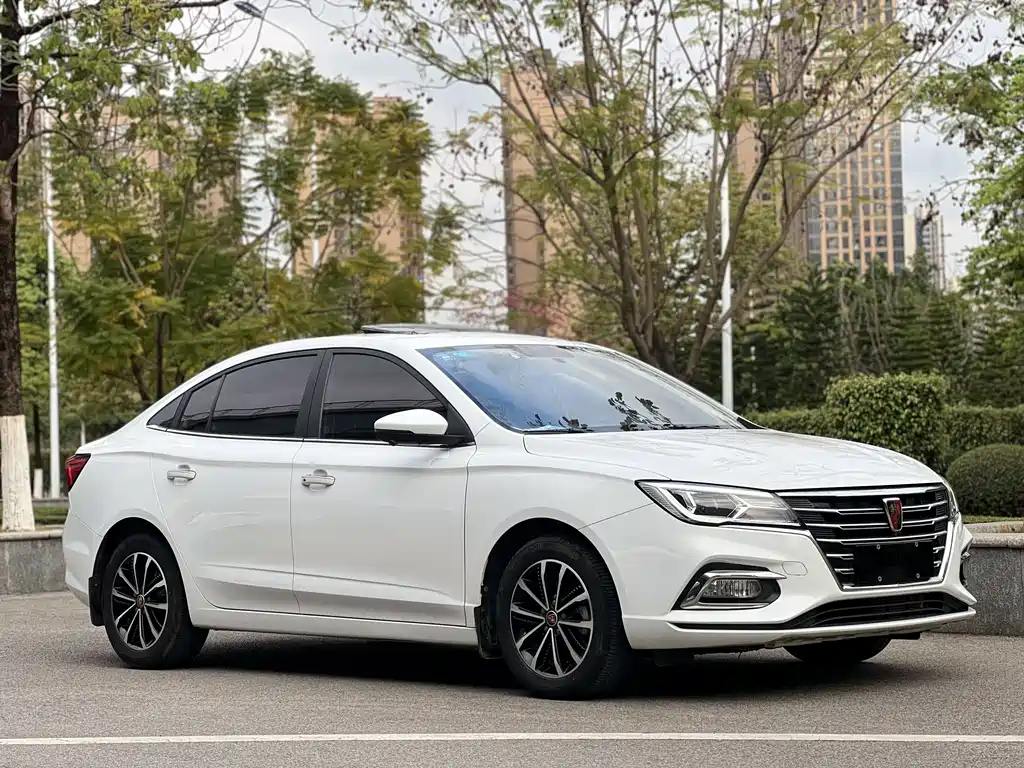 Roewe i5 2020 1.5L automatic 4G Internet leading flagship version купить на сайте DeffCars