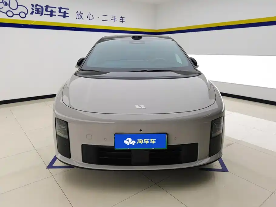 Ideal i6 2025款 四驱标准版 купить на сайте DeffCars