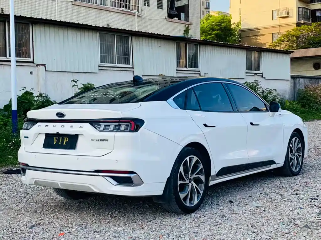Mondeo 2022 facelift EcoBoost 245 Extreme купить на сайте DeffCars