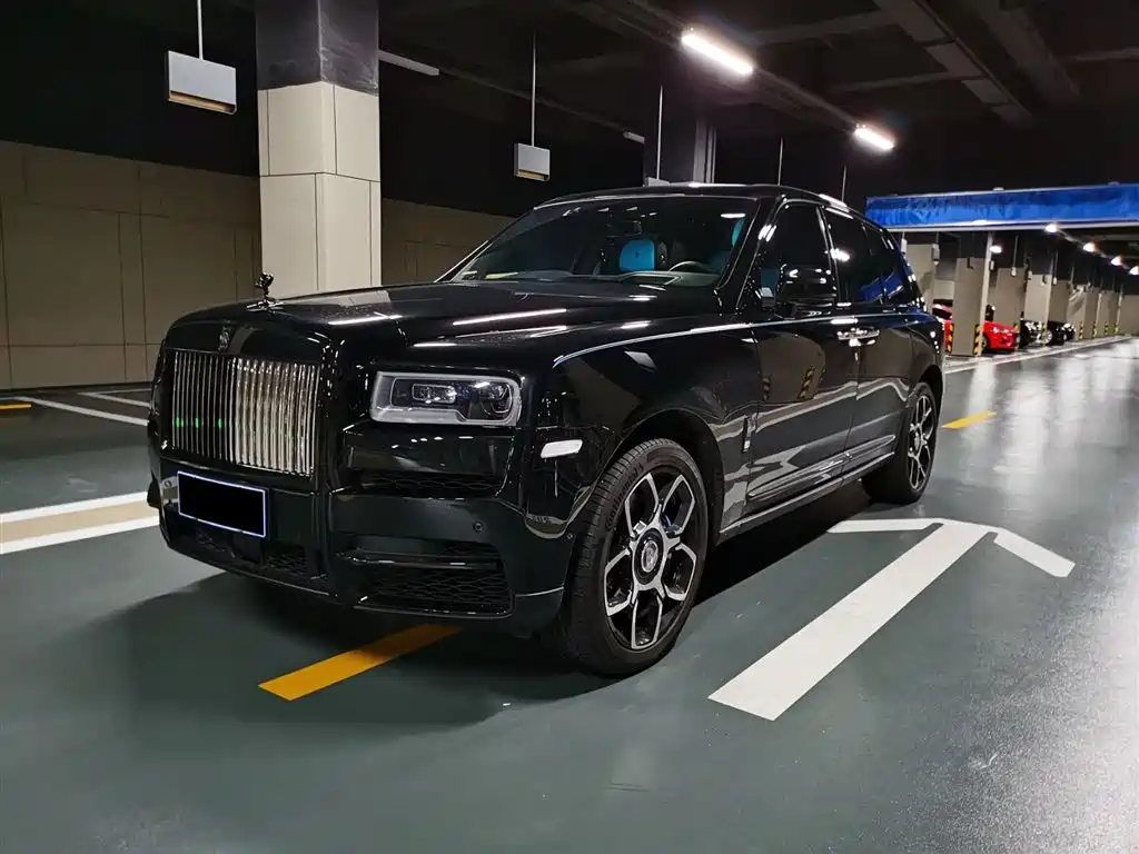 Cullinan 2024 Black Badge купить на сайте DeffCars