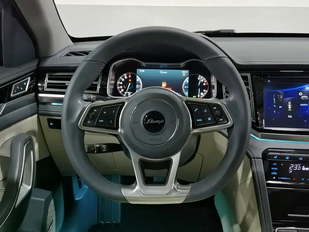 Damai X7 2018 2.0T automatic supreme model купить на сайте DeffCars