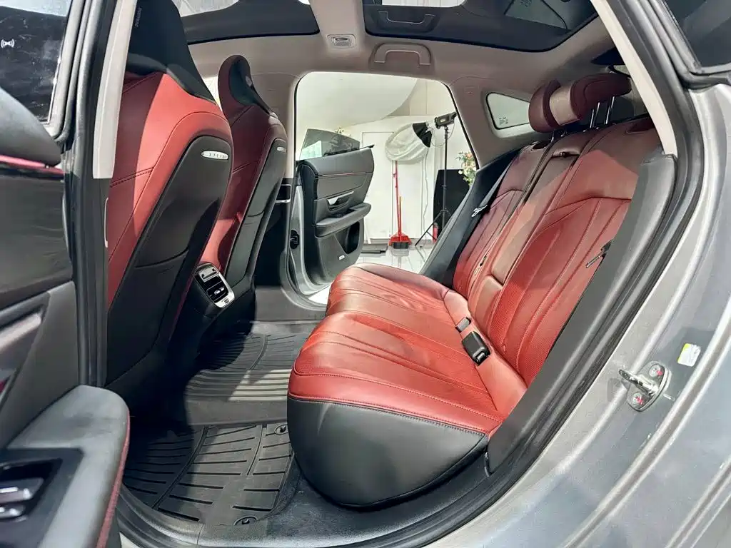 XPeng P7 2022 Model 670E + купить на сайте DeffCars