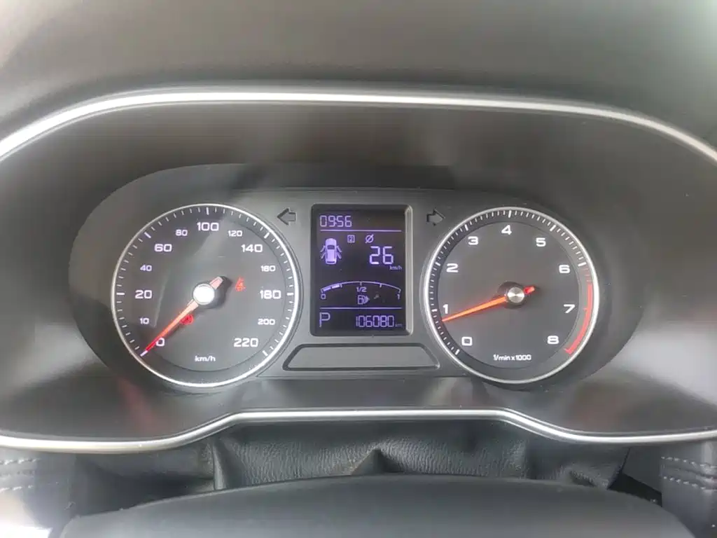Roewe RX3 2020 1.6L CVT 4G Internet Super Cool Elite Edition купить на сайте DeffCars