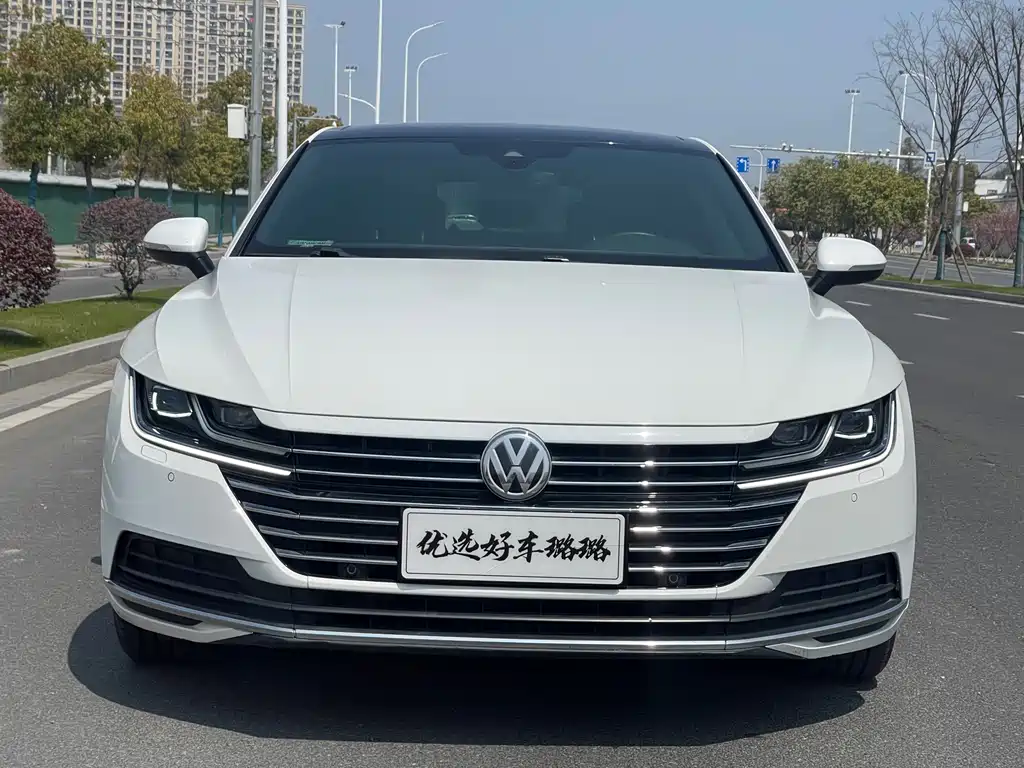 FAW-Volkswagen CC 2019 380TSI Charming Edition National V купить на сайте DeffCars
