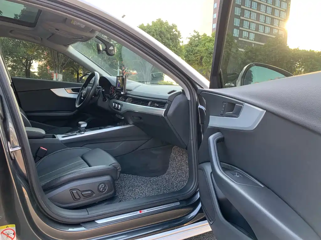 Audi A4L 2020 40 TFSI Fashionable and Dynamic купить на сайте DeffCars