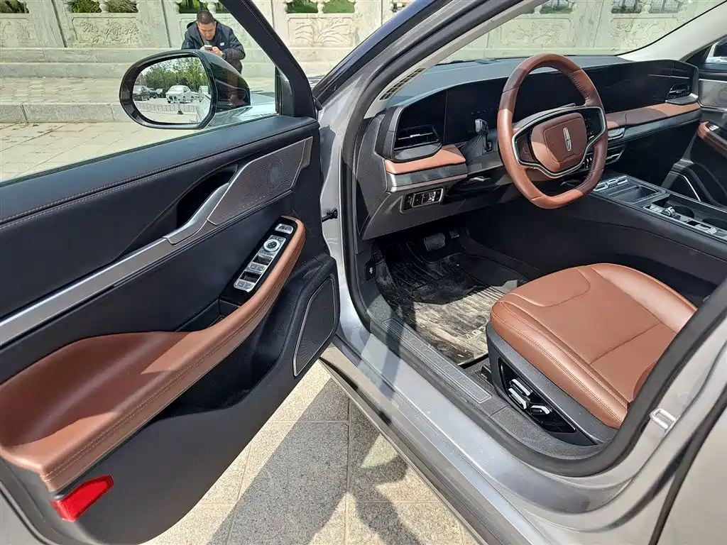 Lincoln Z 2024 2.0T two-wheel drive premium hybrid version купить на сайте DeffCars