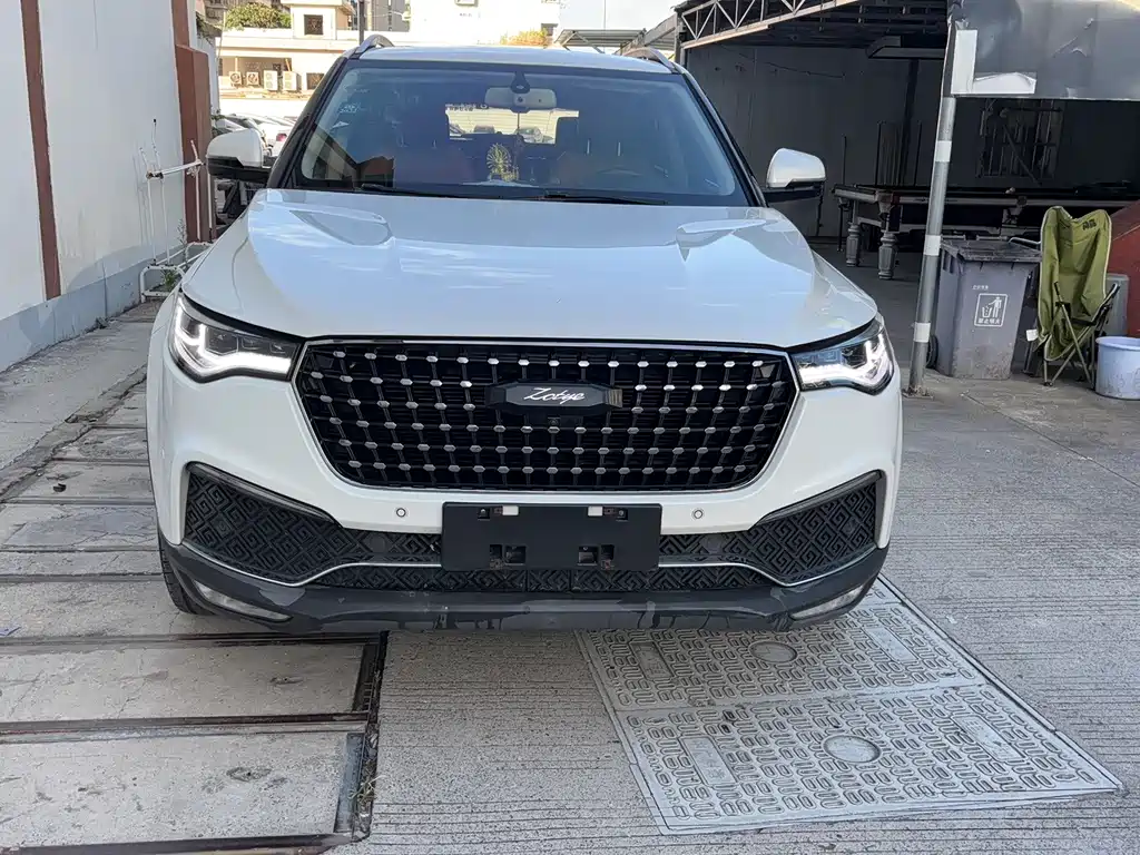 Zotye T700 2017 1.8T dual-clutch exclusive model купить на сайте DeffCars