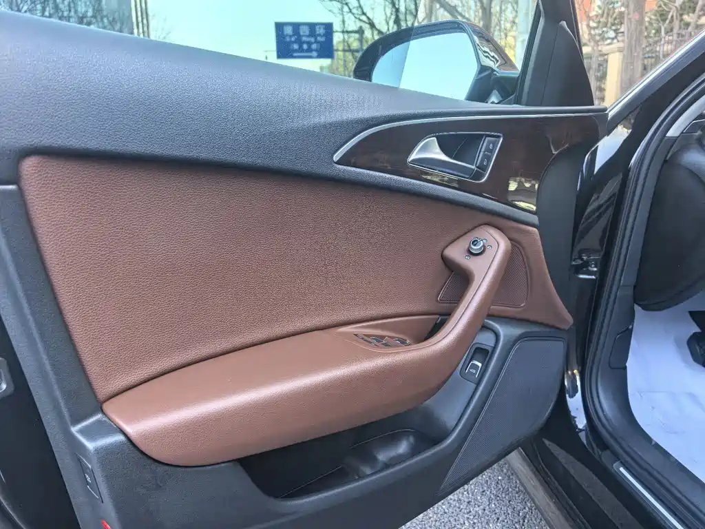 Audi A6L 2018 30th Anniversary Model 30 FSI Fashion Model купить на сайте DeffCars