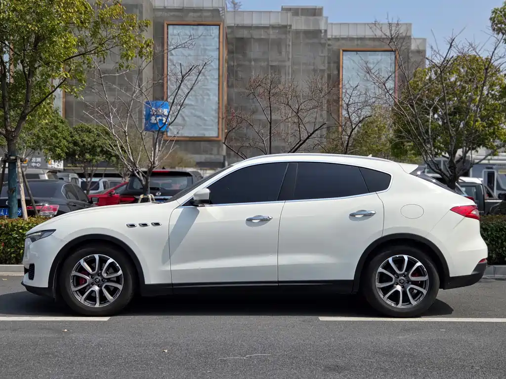 Levante 2019 3.0T Standard Edition National V купить на сайте DeffCars
