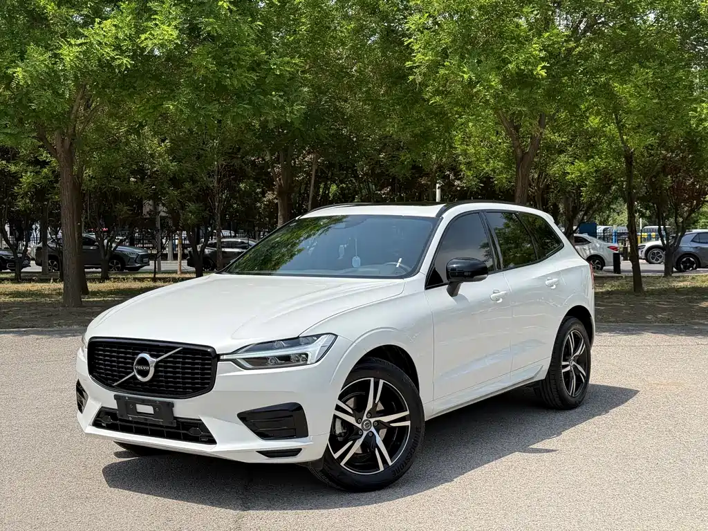 Volvo XC60 2021 T5 four-wheel drive Zhiyuan Sport Edition купить на сайте DeffCars