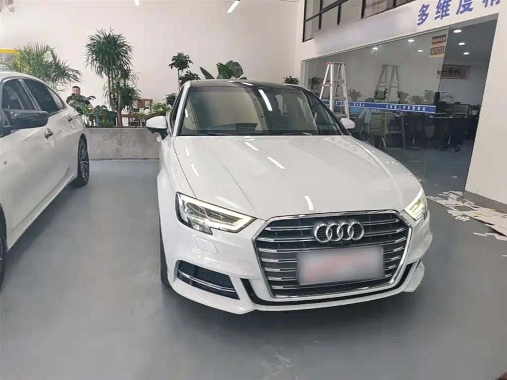 Audi A3 2020 Limousine 35 TFSI Fashion Type National VI купить на сайте DeffCars