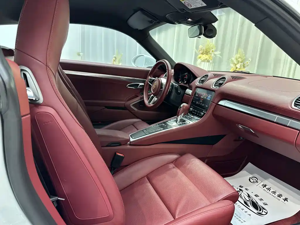 Porsche 718 2016 Cayman 2.0T купить на сайте DeffCars