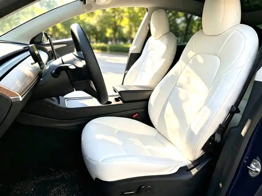 Model Y 2023 rear-wheel drive version купить на сайте DeffCars