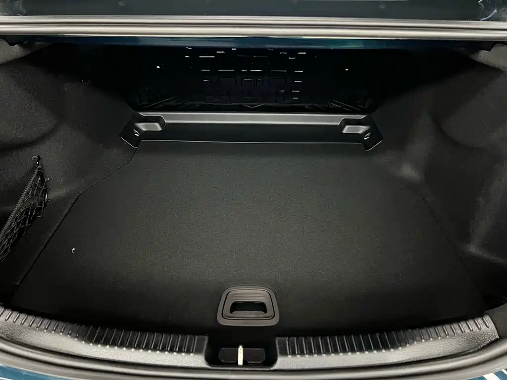 Mercedes-Benz C-Class 2023 Modification 2 C 260 L Sports Edition купить на сайте DeffCars