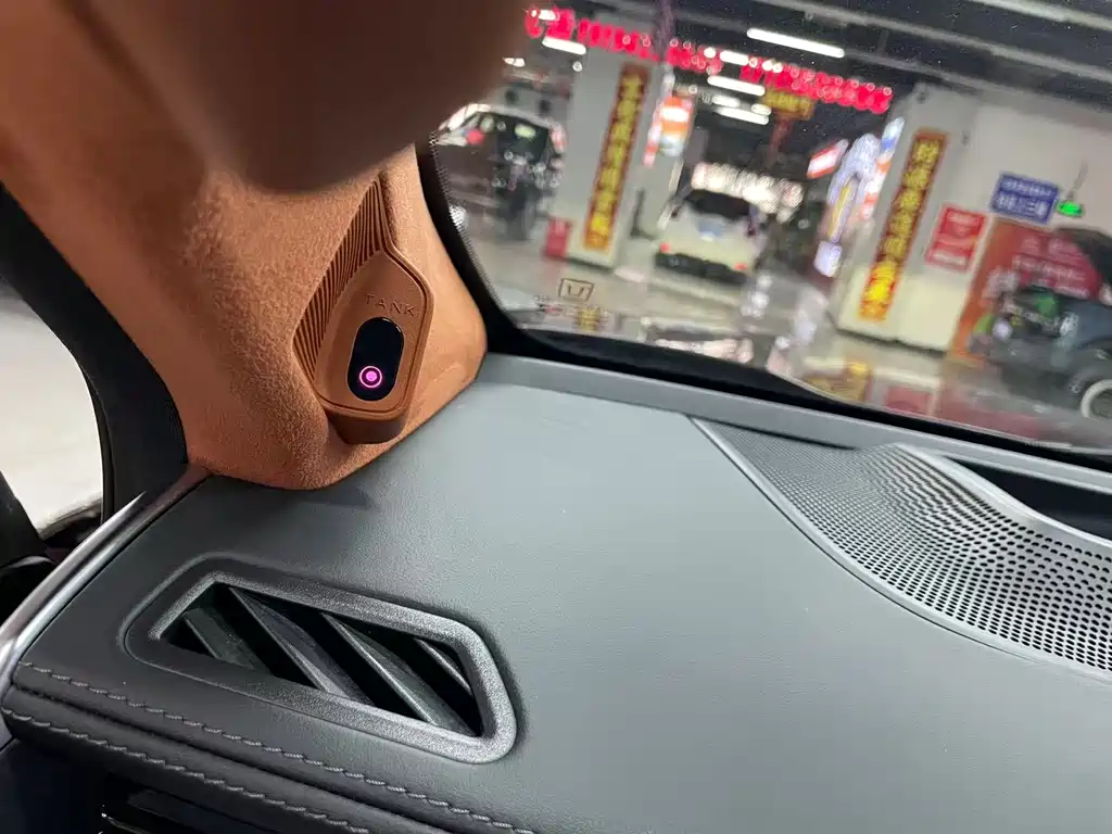 Tank 500 2022 3.0T high-end customized version 5 seats купить на сайте DeffCars