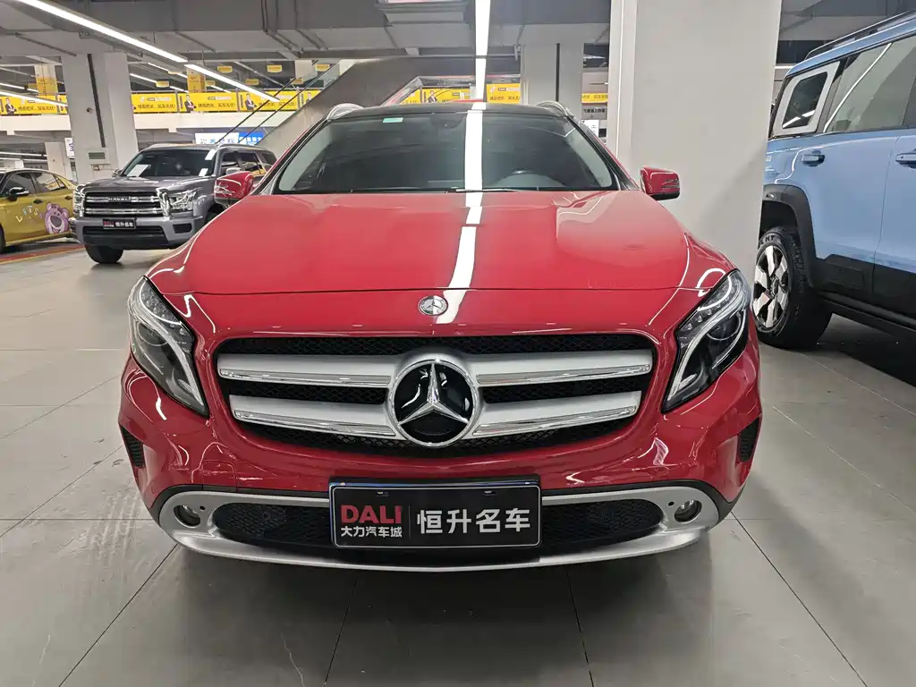 Mercedes-Benz GLA 2015 GLA 200 Fashion Model купить на сайте DeffCars